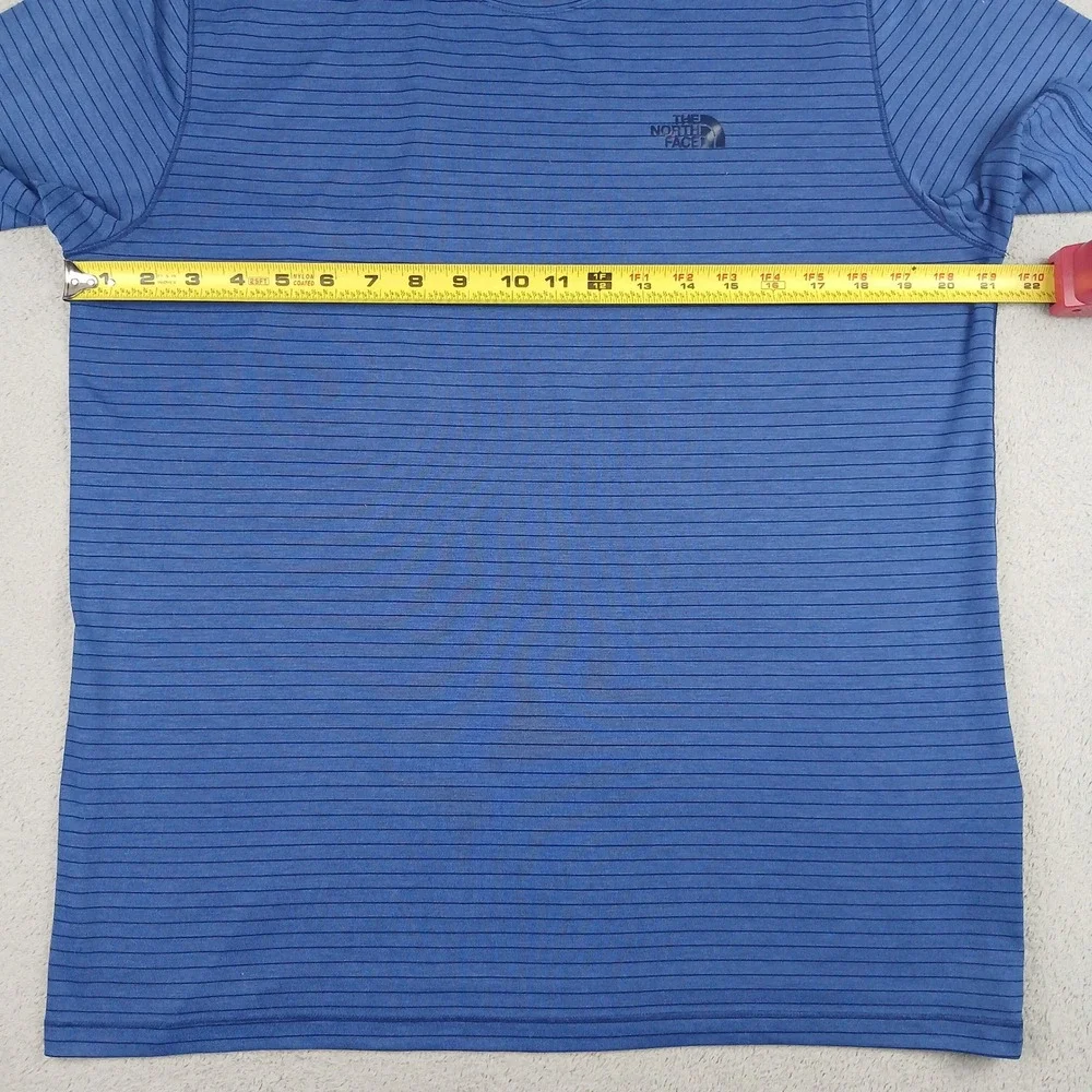 The North Face Shirt Mens Large Blue Striped FlashDry Hiking Active Short Sleeve